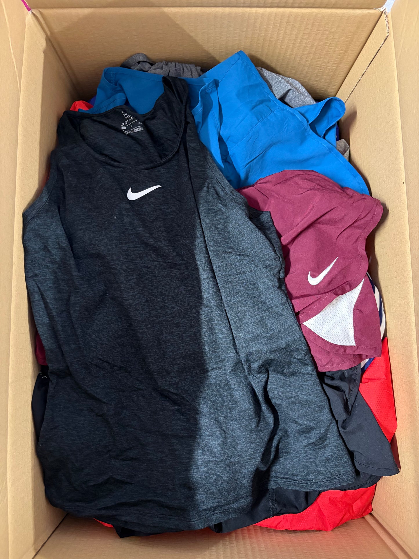 SHOP BOXES- Sportivo tecnico Nike Adidas Puma
