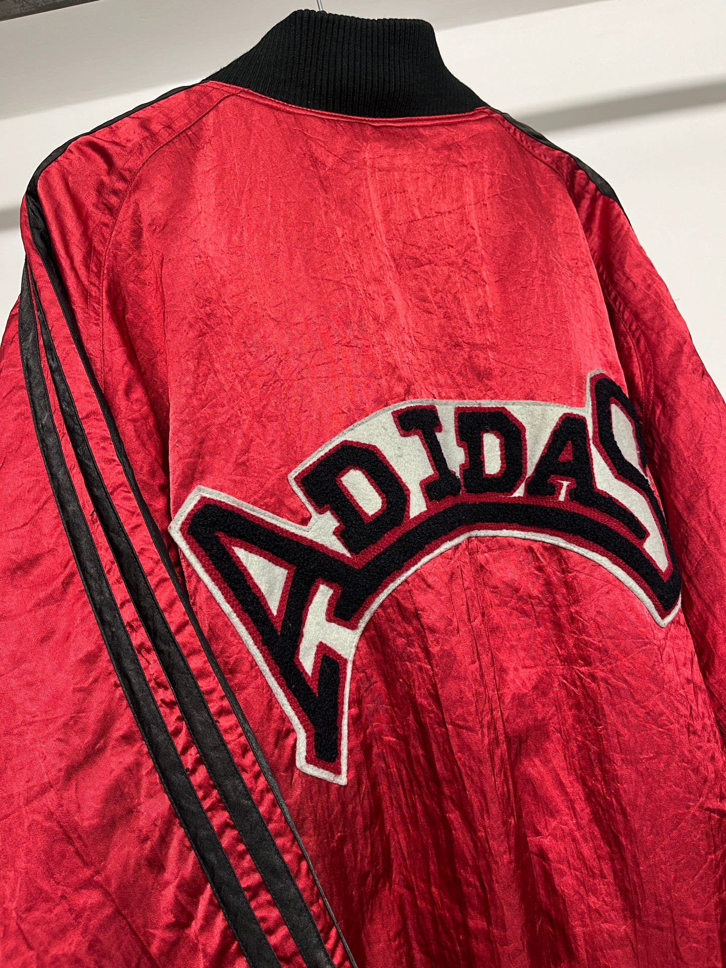 Giacca vintage Adidas Originals – Anni ’80/’90 – Taglia D7 (XL)