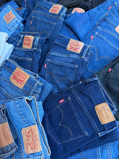SHOP BOXES Jeans Levi’s Grado A mix Uomo-Donna 10pz