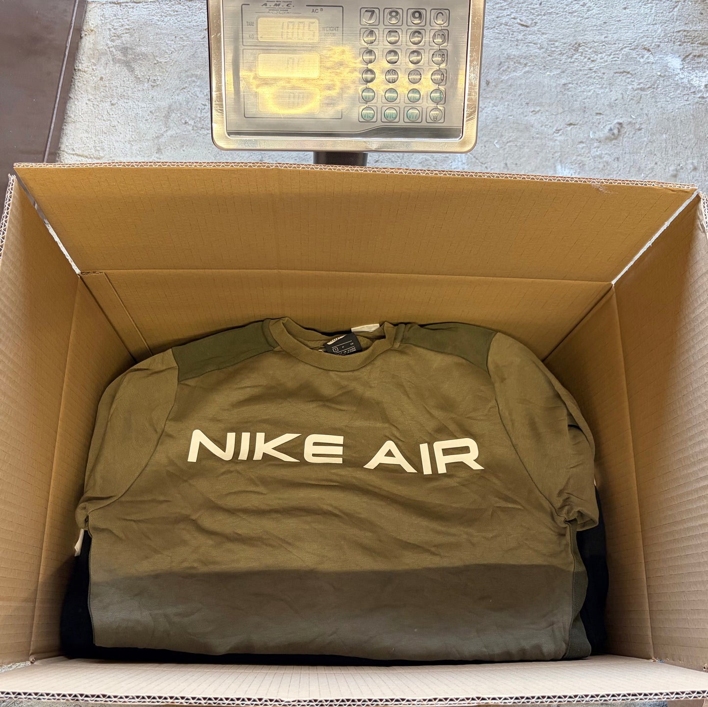 SHOP BOXES - BOX NIKE 10kg